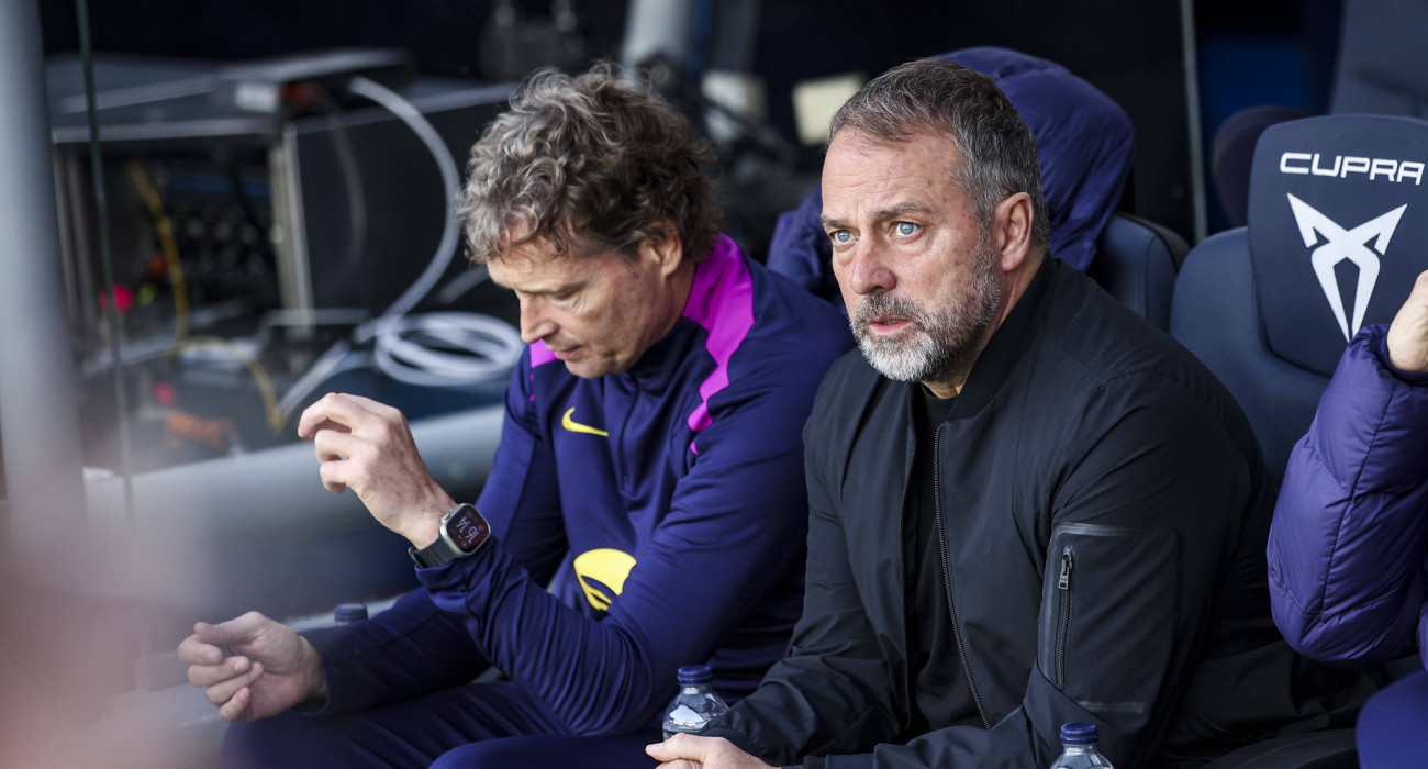 Ο Χάνσι Φλικ στον πάγκο της Μπαρτσελόνα / Πηγή: Imago