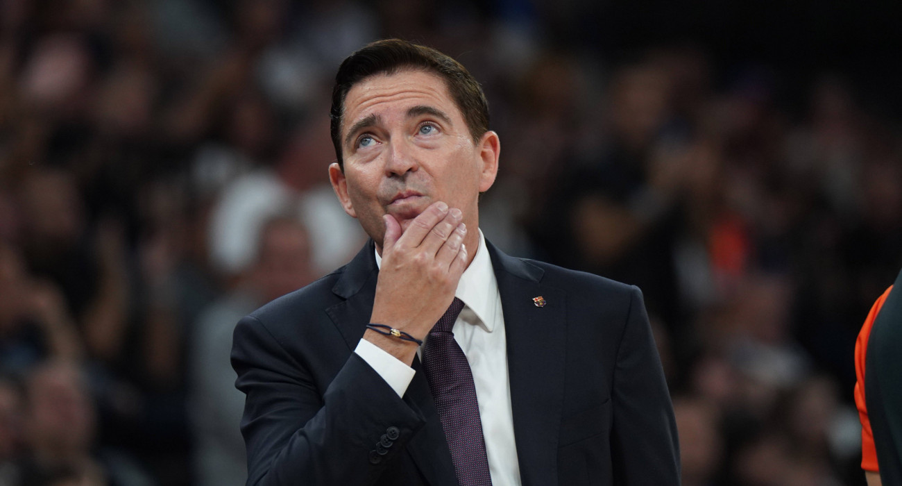 Ο Τσάβι Πασκουάλ στον πάγκο της Μπαρτσελόνα, Πηγή: Imago