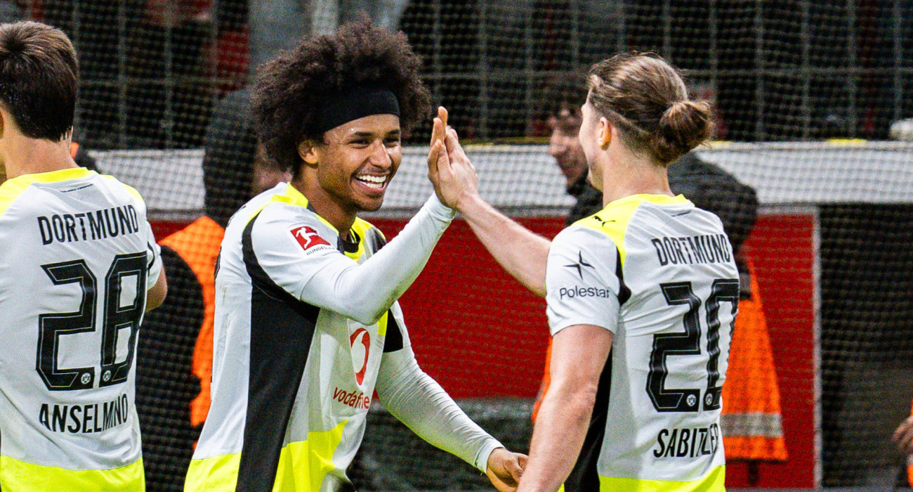 Ο Αντεγέμι πανηγυρίζει το γκολ που σημειώσε / Πηγή: Imago