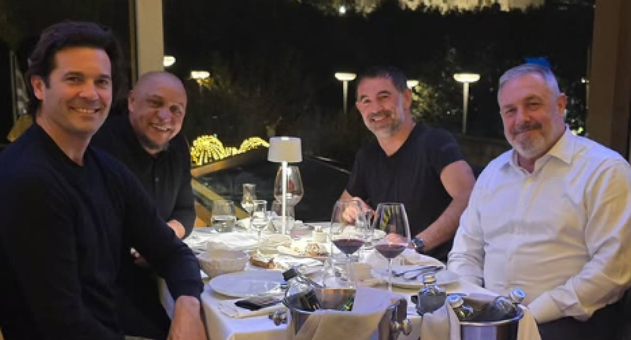 Ο γιώργος Καραγκούνης μαζί με τον Ρομπέρτο Κάρλος και τον Σαντιάγκο Σολάρι / Instagram