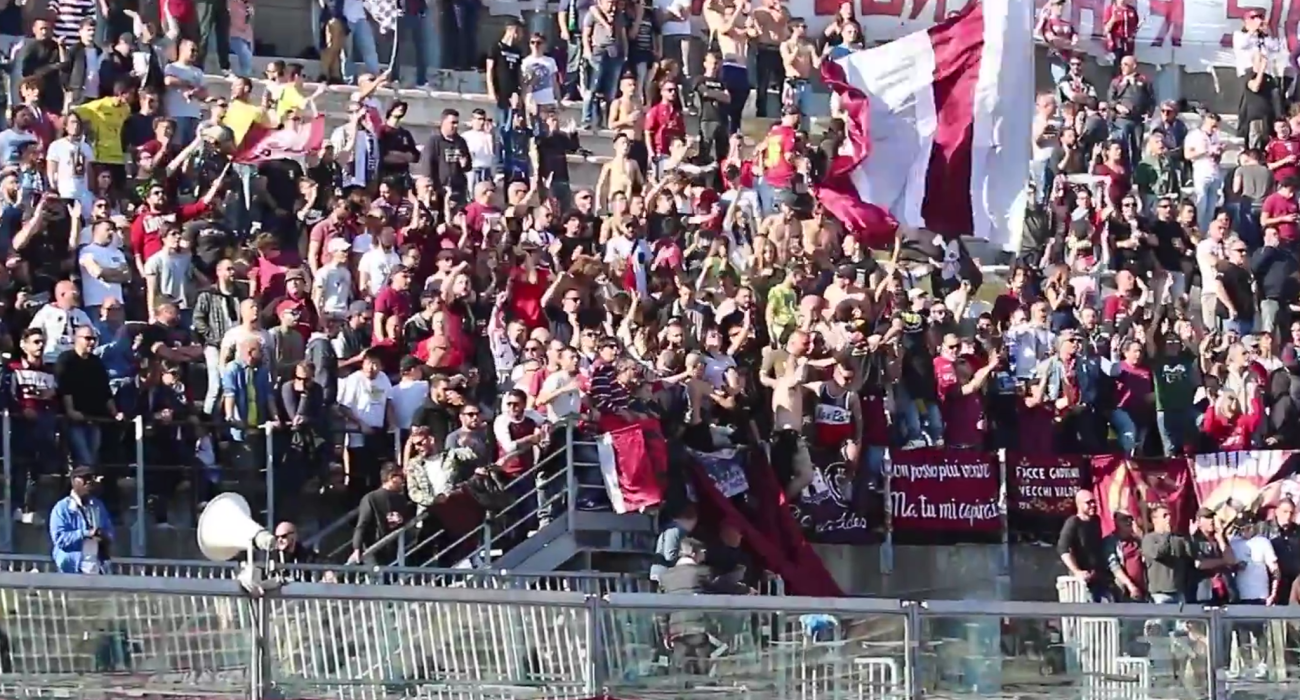 Οπαδοί της Λιβόρνο / Screenshot