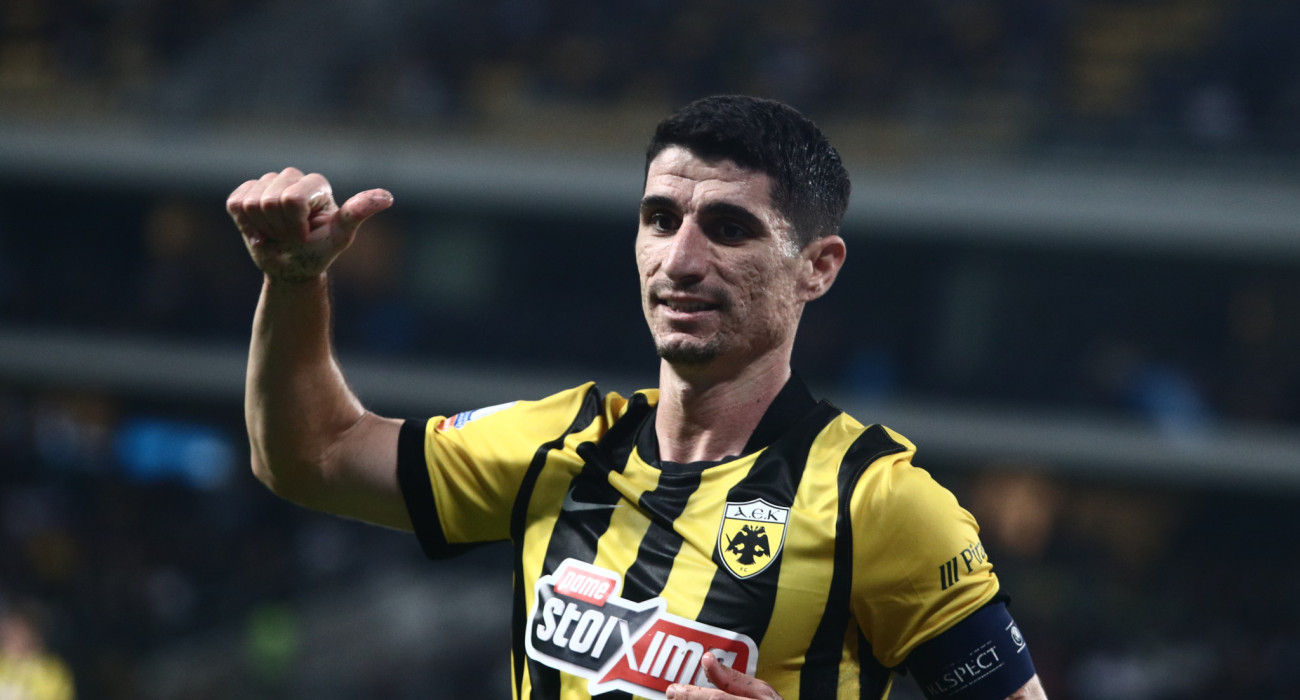 Ο Πέτρος Μάνταλος με την ΑΕΚ / Πηγή: Eurokinissi