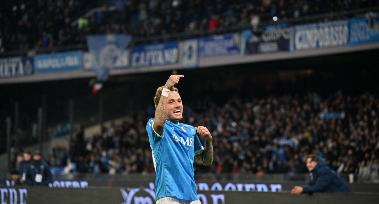 Ο Νόα Λανγκ της Νάπολι πανηγυρίζει / Πηγή: Imago