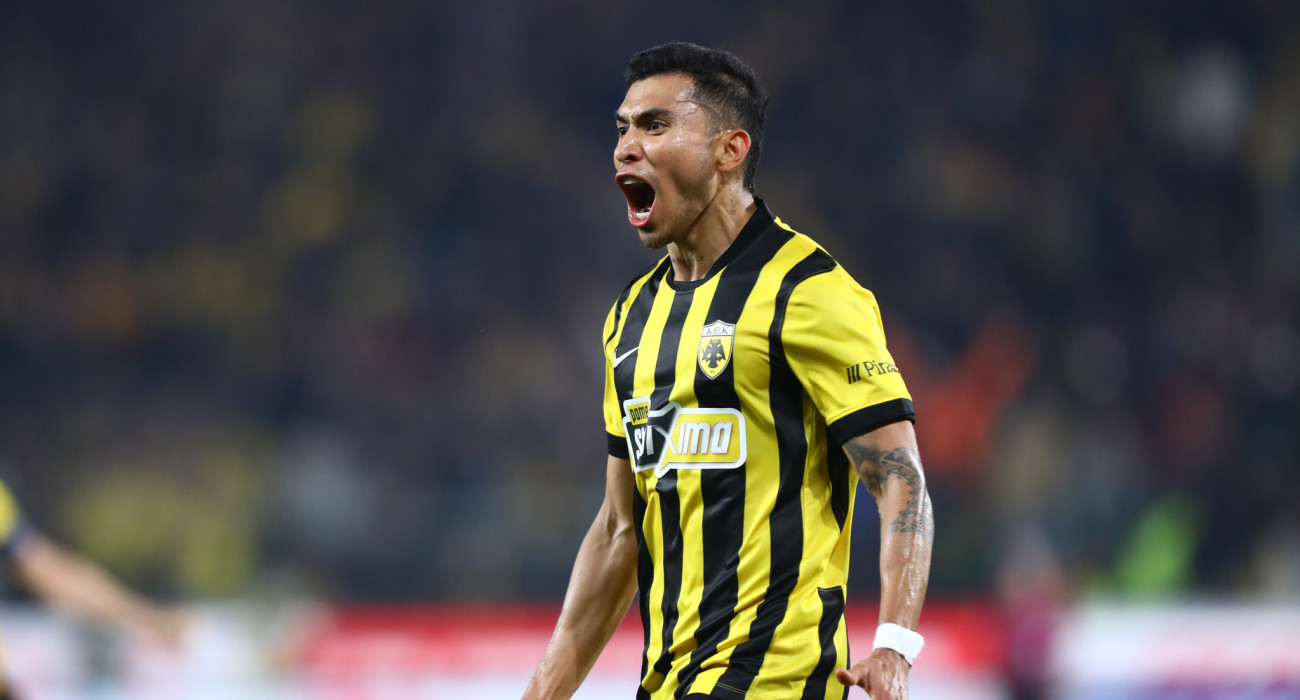 Ο Ορμπελίν Πινέδα πανηγυρίζει με την ΑΕΚ / Πηγή: Eurokinissi