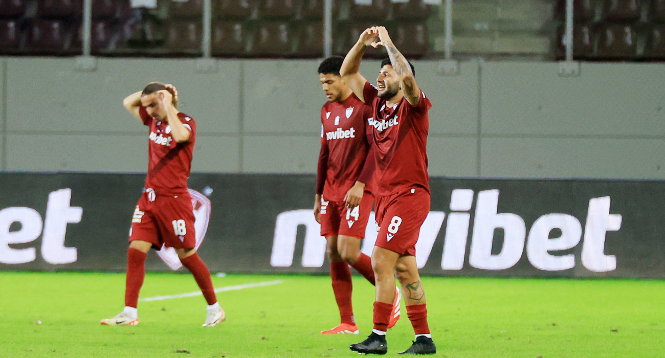 Ο Πέρεθ πανηγυρίζει το γκολ της ΑΕΛ Novibet / Πηγή: InTime