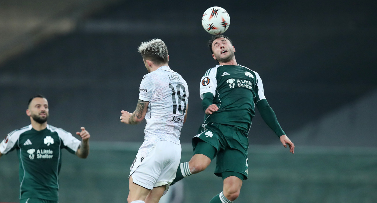 Ο Καλάμπρια σε φάση του Παναθηναϊκού με την Βικτόρια Πλζεν / Πηγή: InTime