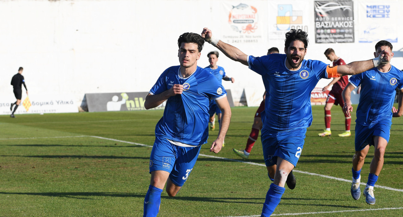 Οι παίκτες της Νίκης Βόλου πανηγυρίζουν / Πηγή: Intime