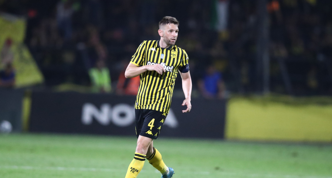 Ο Φαμπιάνο με την φανέλα του Άρη / Πηγή: Eurokinissi