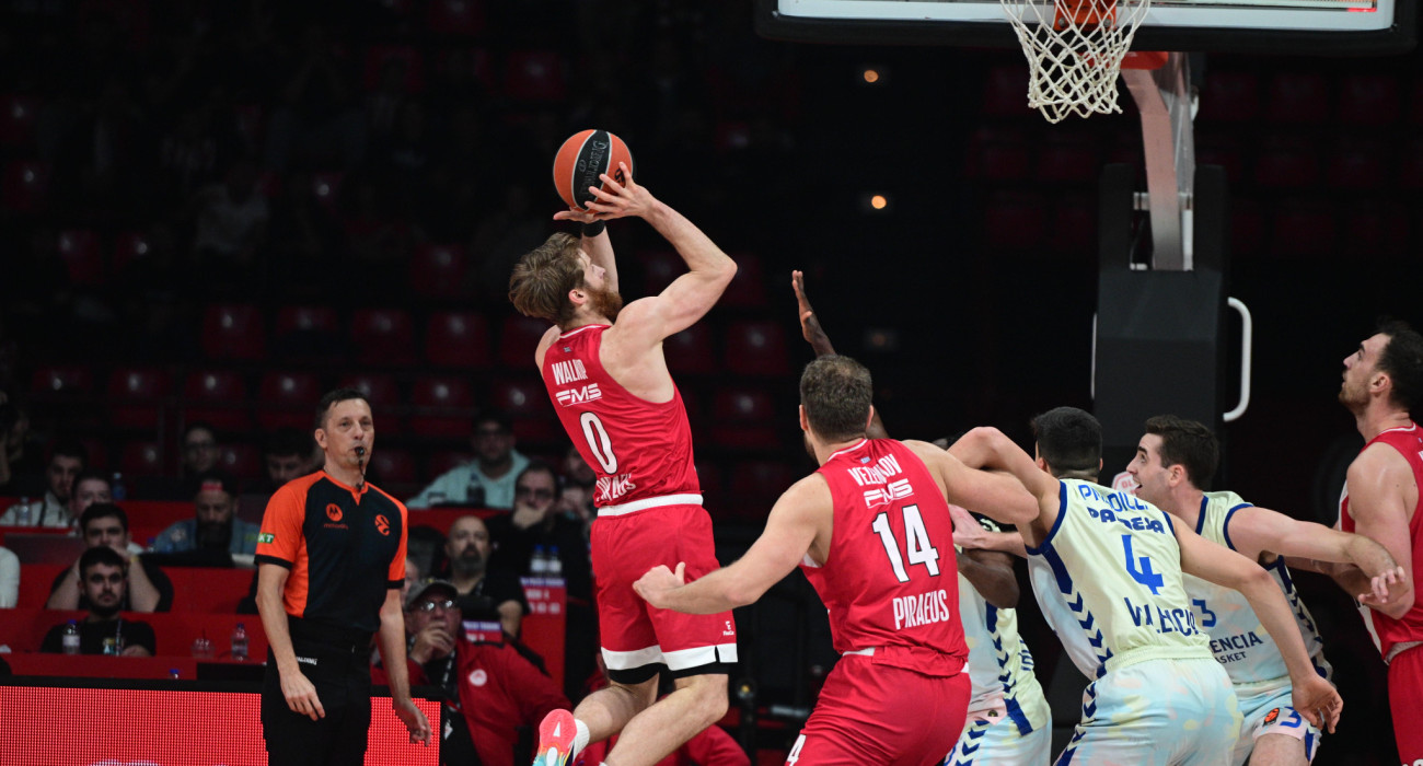Εκτέλεση του Τόμας Γουόκαπ στο παιχνίδι Ολυμπιακός - Βαλένθια, Πηγή: Eurokinissi