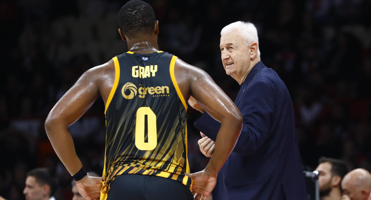 Ο Ντράγκαν Σάκοτα με τον Γκρέι, Πηγή: Intime