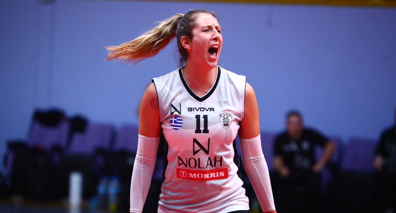 Η Έλενα Μπάκα με την φανέλα του ΠΑΟΚ / Πηγή: Eurokinissi