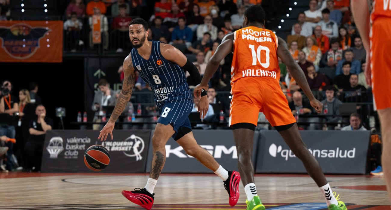 Βαλένθια με... σπασμένα φρένα, «πάτησε» και την Εφές