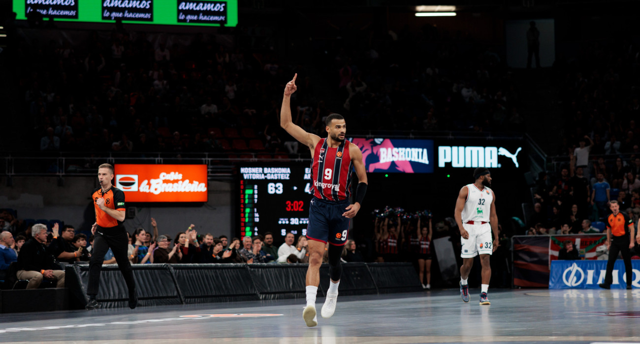 Ο Λουβαβού Καμπαρό/(Photo by Aitor Arrizabalaga/Euroleague Basketball via Getty Images)