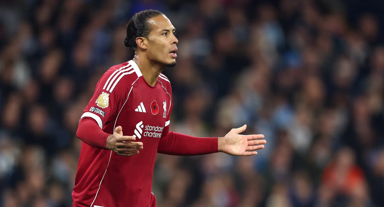 Ο Βέρτζιλ Φαν Ντάικ με τη Λίβερπουλ