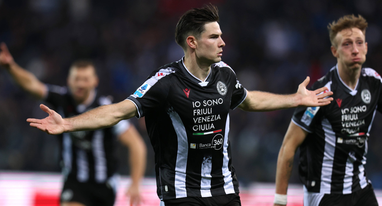 Ο Εκέλενκαμπ πανηγυρίζει το γκολ του με την Ουντινέζε / Πηγή: Imago