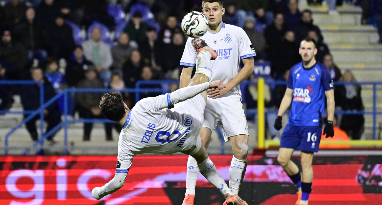Ο Χρήστος Τζόλης βάζει γκολάρα με την Μπριζ / Πηγή: Imago