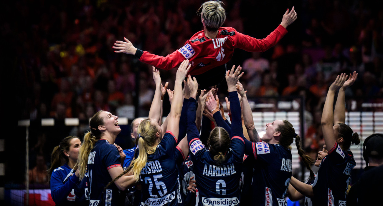 Η Εθνική Νορβηγίας τιμά την Λούντε / Πηγή: IMAGO / Bildbyran