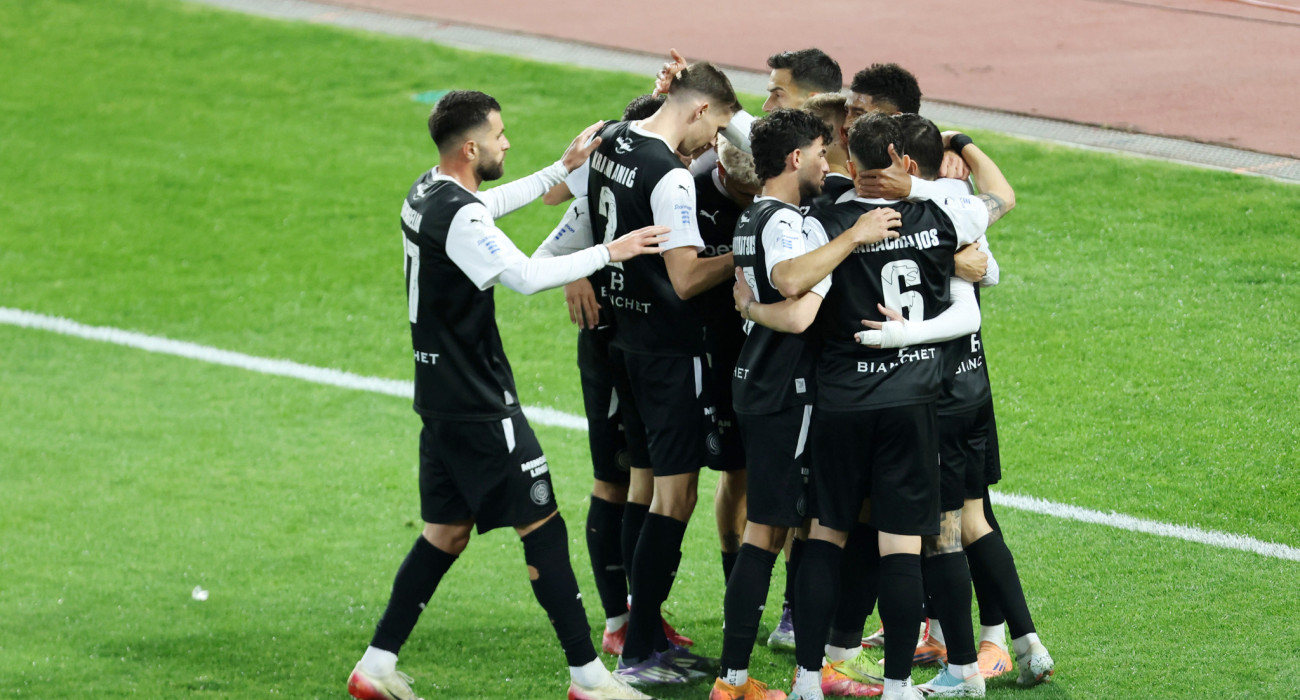 Οι ποδοσφαιριστές του ΟΦΗ πανηγυρίζουν / Πηγή: intime