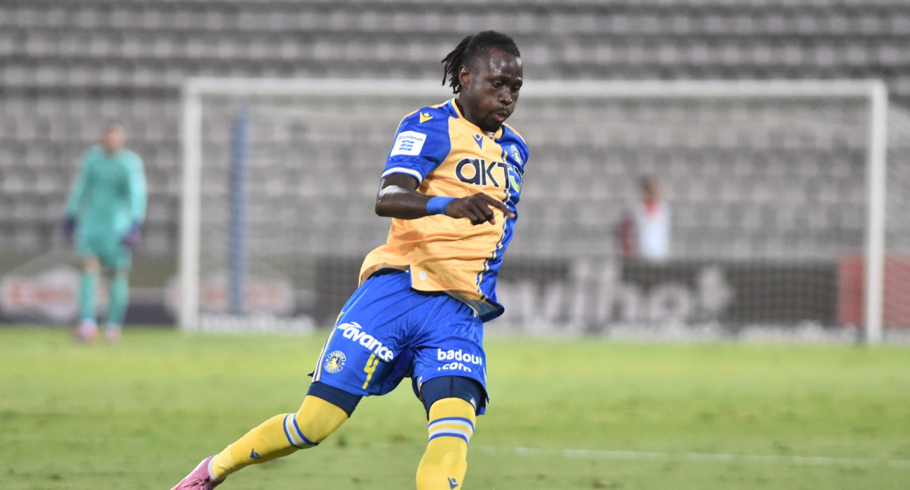 Ο Ισιάγκα Σίλα με τον Αστέρα AKTOR / Πηγή: Eurokinissi