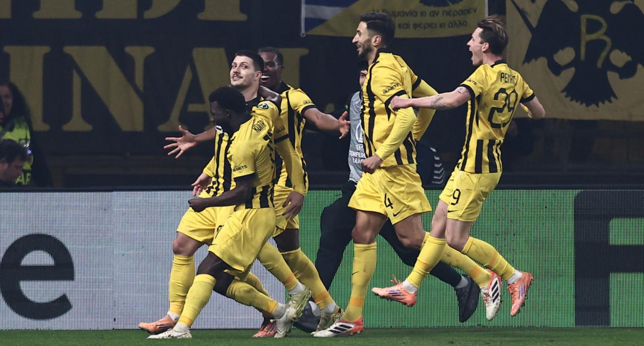 Οι ποδοσφαιριστές της ΑΕΚ πανηγυρίζουν / Πηγή: InTime