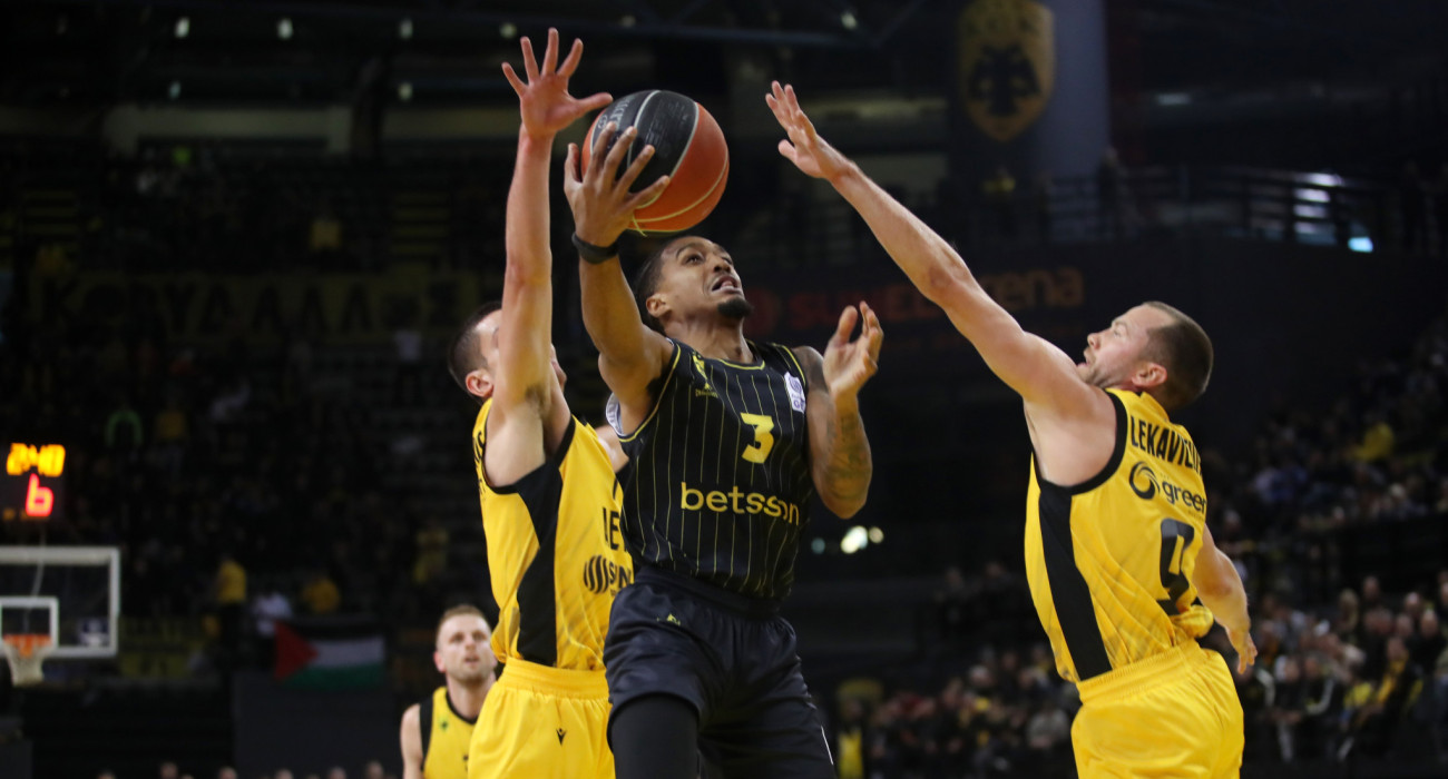 Στιγμιότυπο από το παιχνίδι ανάμεσα σε ΑΕΚ και Άρη, Πηγή: Intime