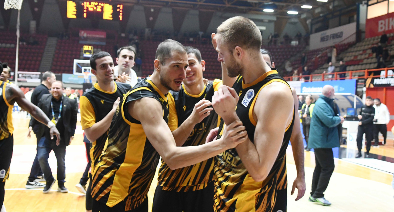 Οι παίκτες της ΑΕΚ πανηγυρίζουν - Πηγή: Intime