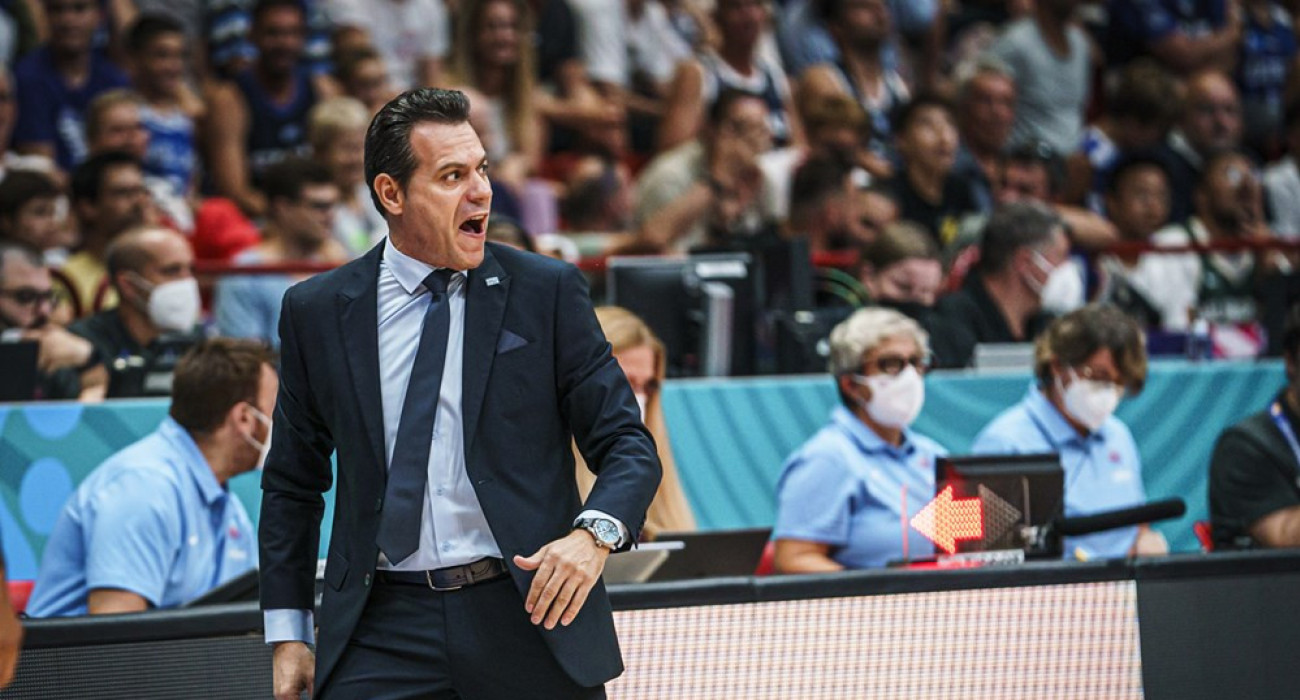 Ο έξαλλος Δημήτρης Ιτούδης / Πηγή: Eurokinissi