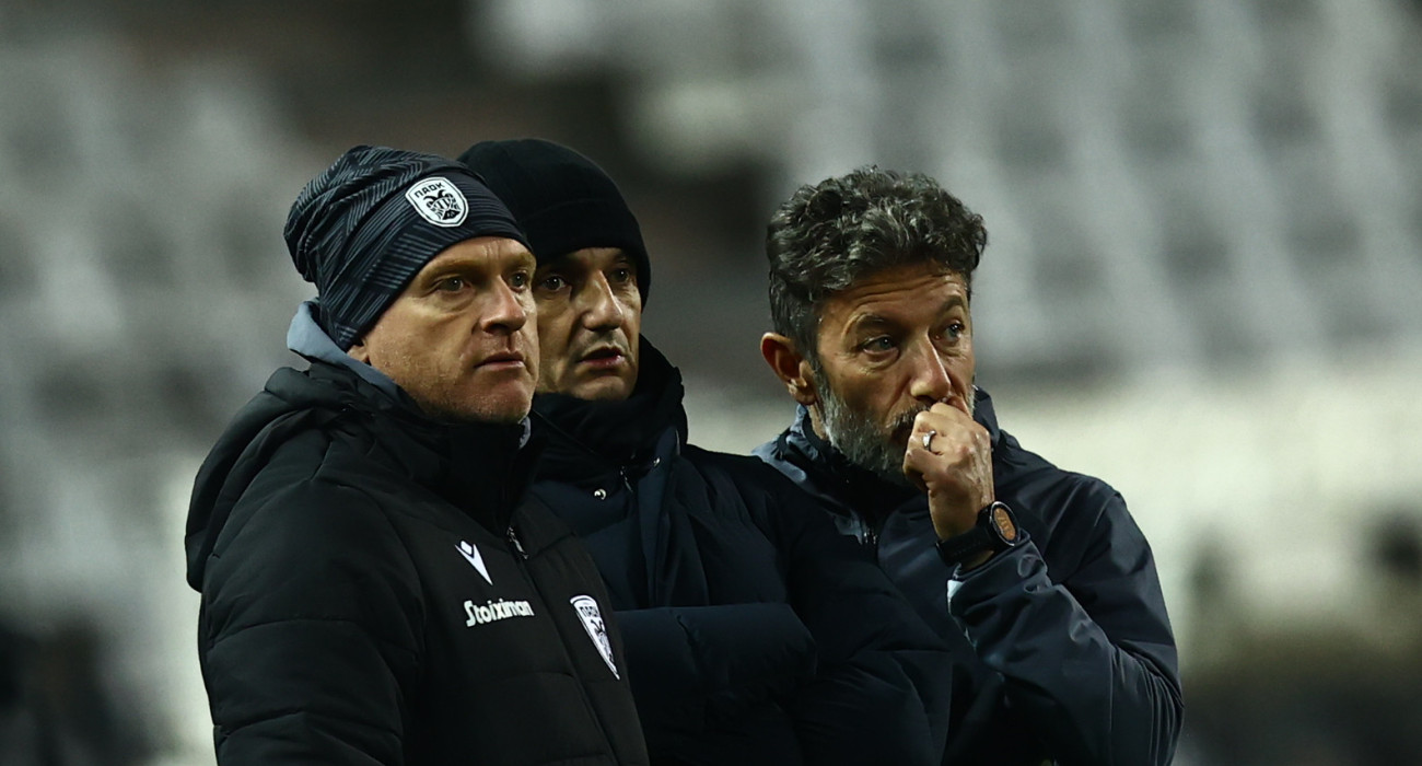 Ο Παντελής Κωνσταντινίδης με τον Ραζβάν Λουτσέσκου / Πηγή: Eurokinissi