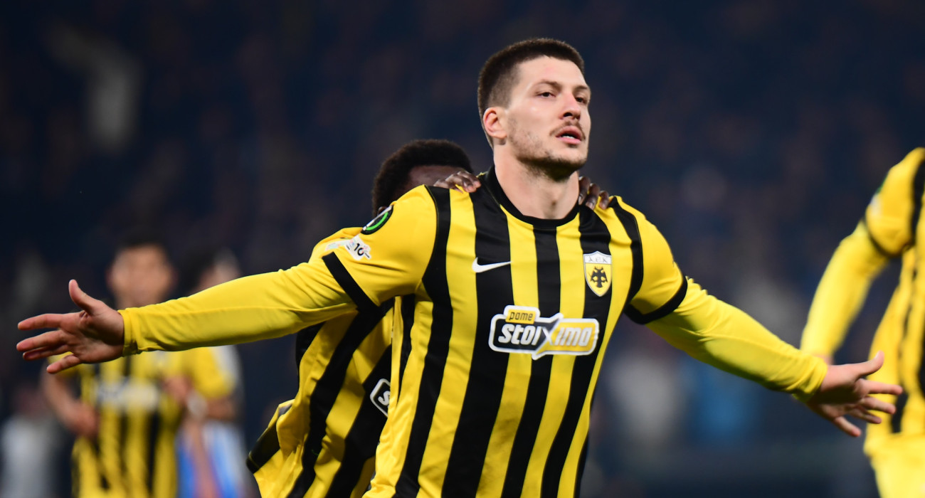 Ο Λούκα Γιόβιτς πανηγυρίζει με την ΑΕΚ / Πηγή: Eurokinissi