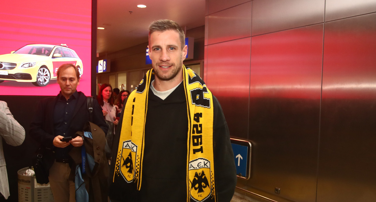 Ο Μπαρνάμπας Βάργκα στην Αθήνα για την ΑΕΚ / Πηγή: Eurokinissi