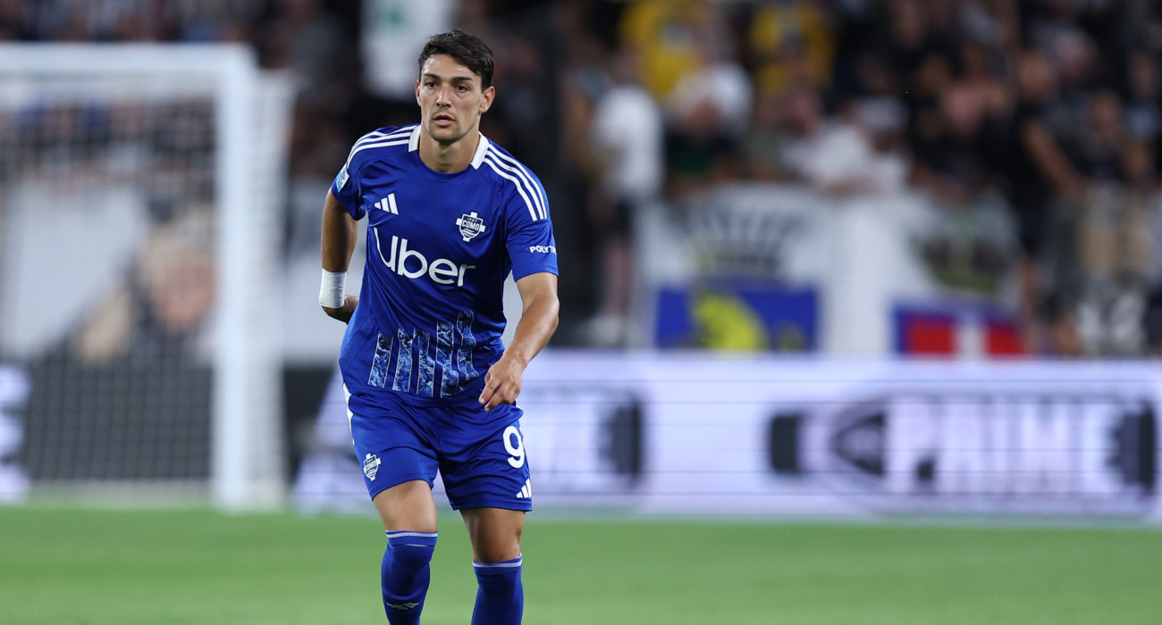 Ο Φεντερίκο Μπάρμπα με την φανέλα της Κόμο/Πηγή: Getty Images