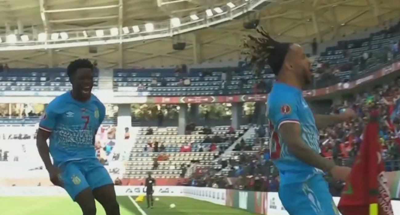 Οι ποδοσφαιριστές του Κονγκό πανηγυρίζουν / screenshot