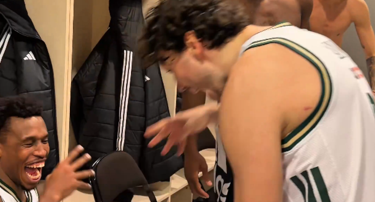 Αποθέωση για Οσμάν στα αποδυτήρια του Παναθηναϊκού μετά τη νίκη επί της Ζάλγκιρις (video)