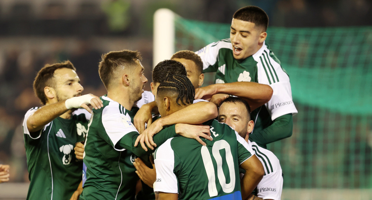 Οι παίκτες του Παναθηναϊκού θέλουν να πανηγυρίσουν και το βράδυ της Κυριακής (21/12) στην Τούμπα - ΠΗΓΗ: ΙΝΤΙΜΕ