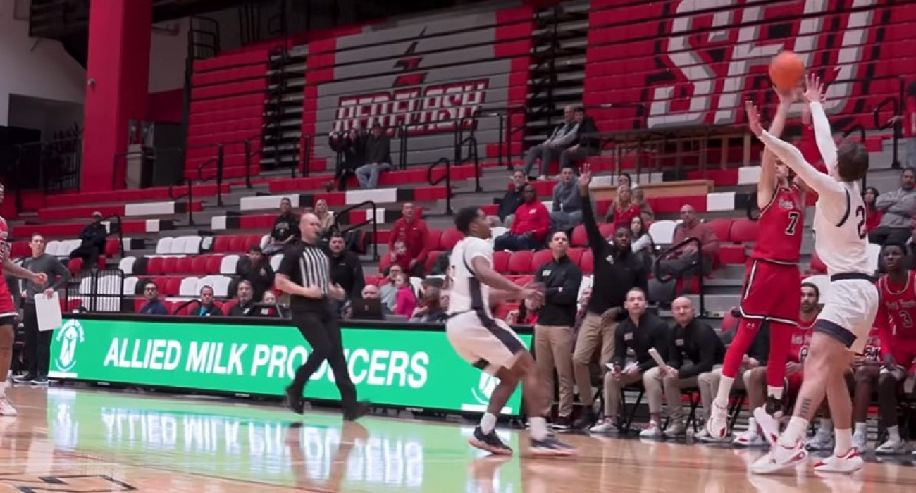 Το buzzer beater του Πάρη Παπαδάτου / Screenshot