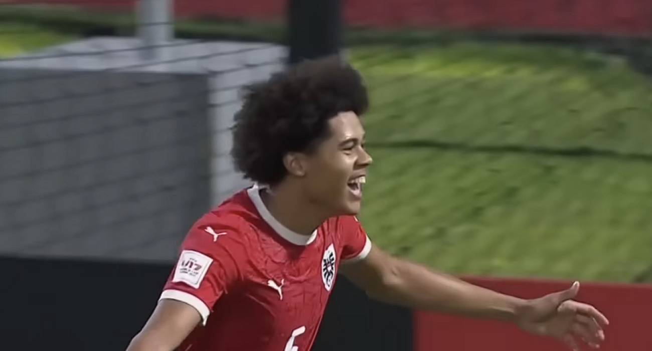 Ο Ιφεάνι Ντούκβε / Screenshot