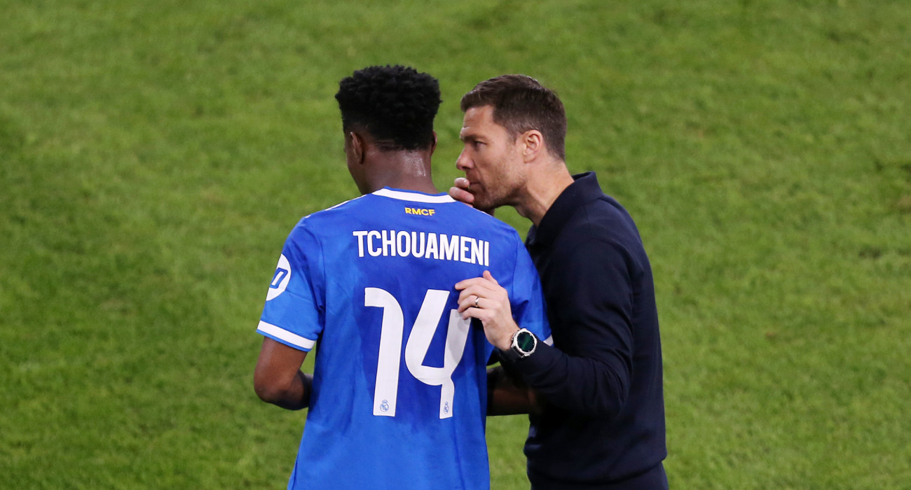 Ο Τσάμπι Αλόνσο με τον Τσουαμενί / Πηγή: Intime