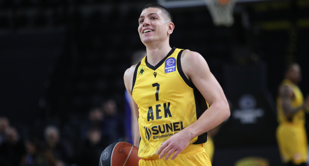 Ο Δημήτρης Φλιώνης - Πηγή: Intime