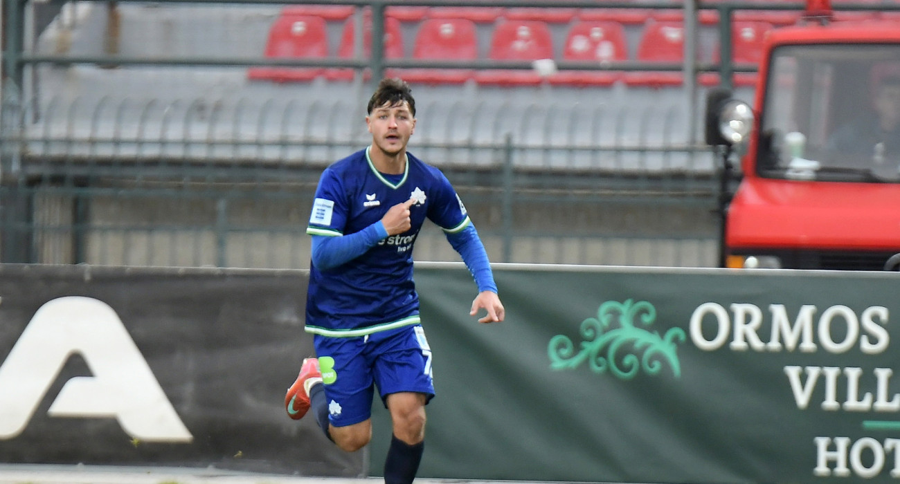 Ο Αποστόλης Χριστόπουλος πανηγυρίζει / Πηγή: Intime