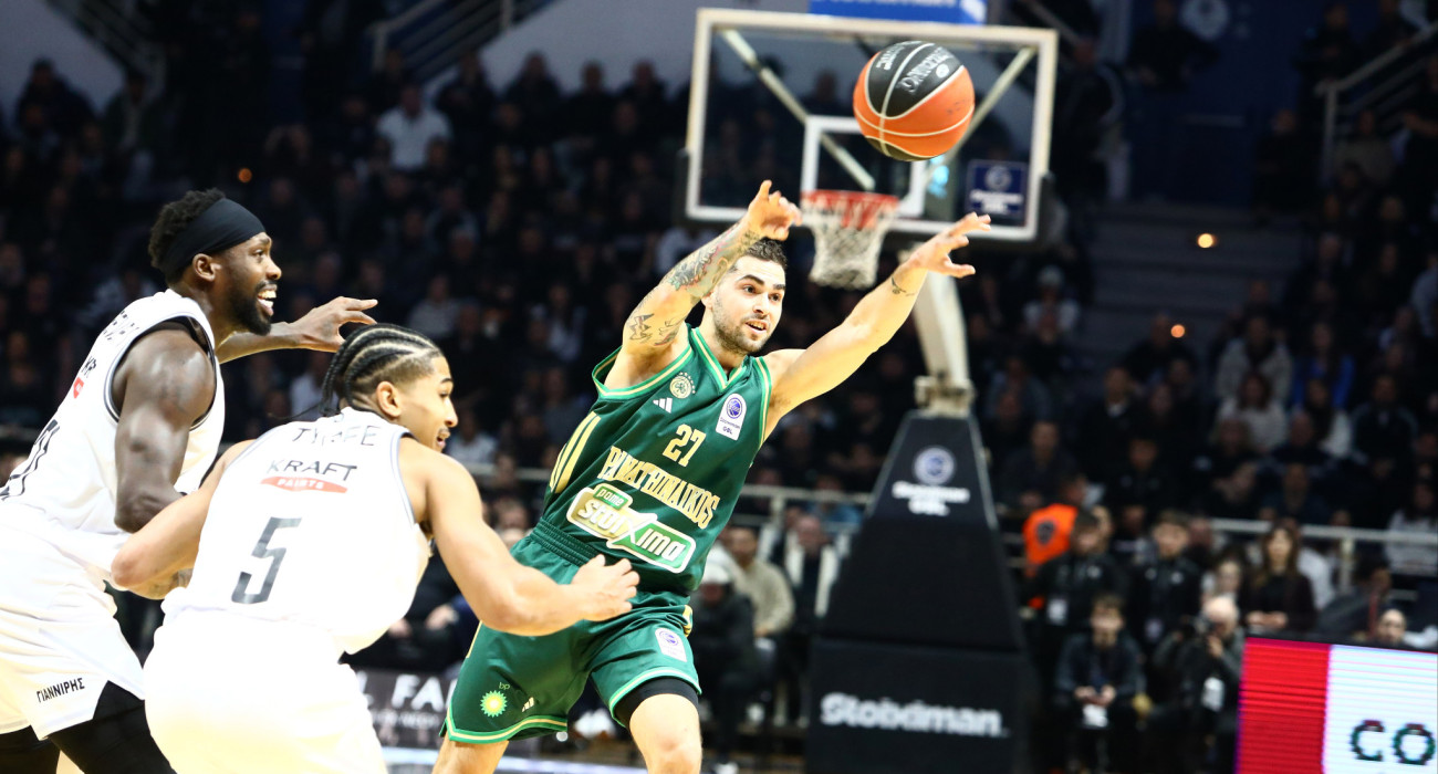 Ο Βασίλης Τολιόπουλος «βροντοφώναξε»... παρών / Πηγή: ΙΝΤΙΜΕ