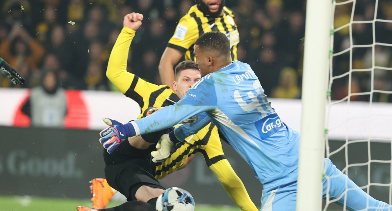 Το δεύτερο γκολ του Γιόβιτς / Πηγή: Intime