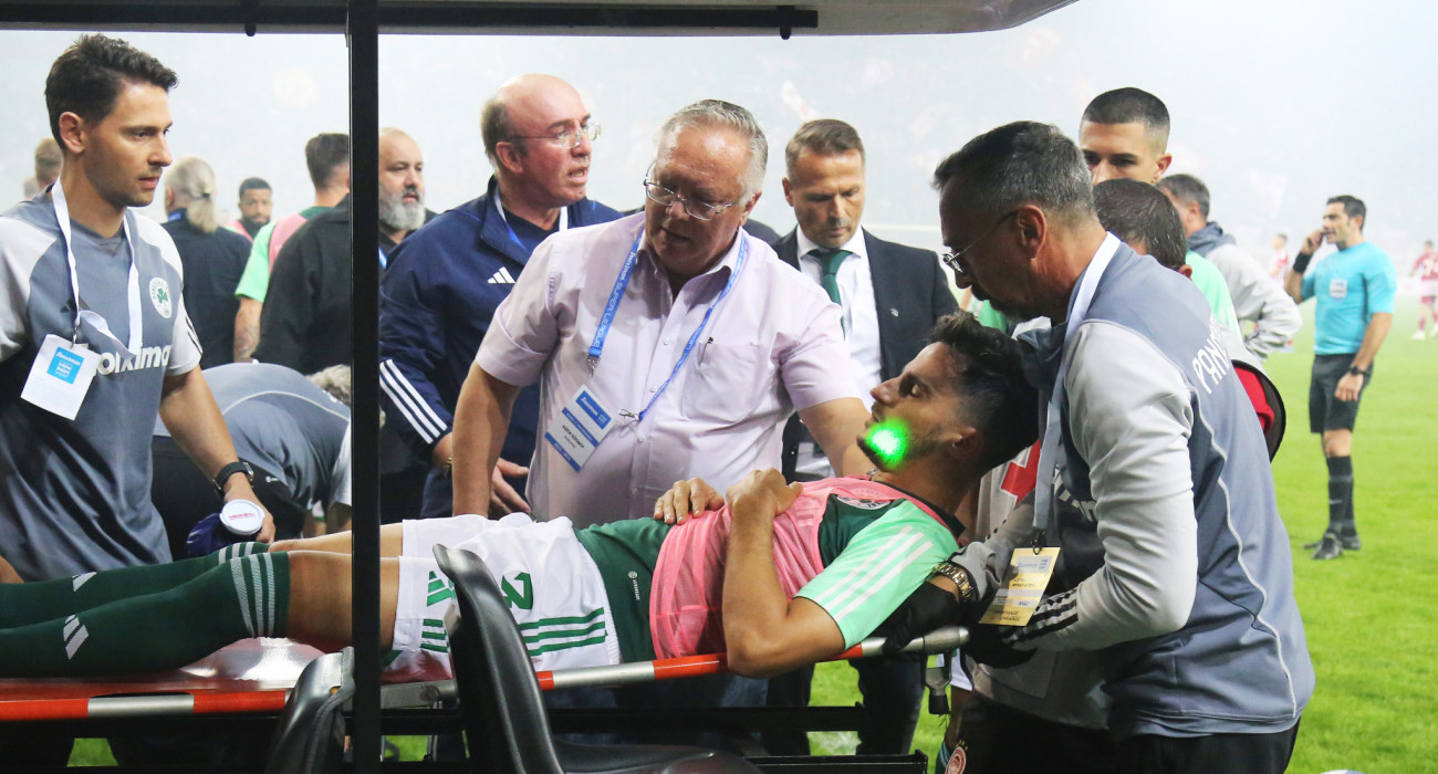 Ο Χουάνκαρ στο ντέρμπι με τον Ολυμπιακό τη σεζόν 2023-24 / Πηγή: Eurokinissi