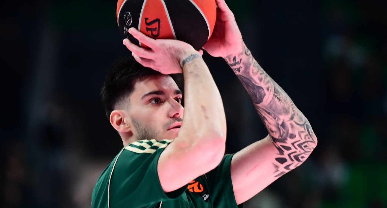 Ο Παναγιώτης Καλαιτζάκης με την φανέλα του Παναθηναικού / πηγή: eurokinissi