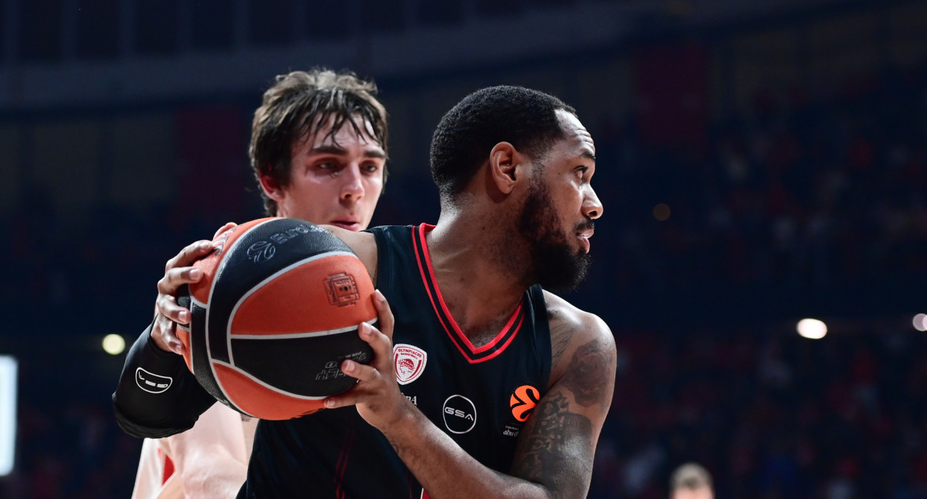 Ο Μόντε Μόρις στο παιχνίδι του Ολυμπιακού κόντρα στην Μπάγερν Μονάχου, Πηγή: Eurokinissi