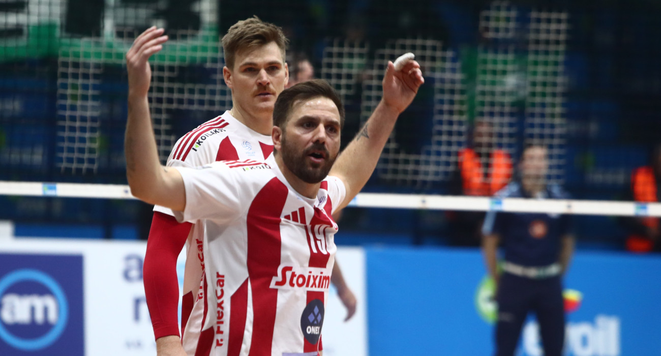 Ο Μαξιμιλιάνο Καβάνα κι ο Γκόρντον Πέριν / Πηγή: Eurokinissi