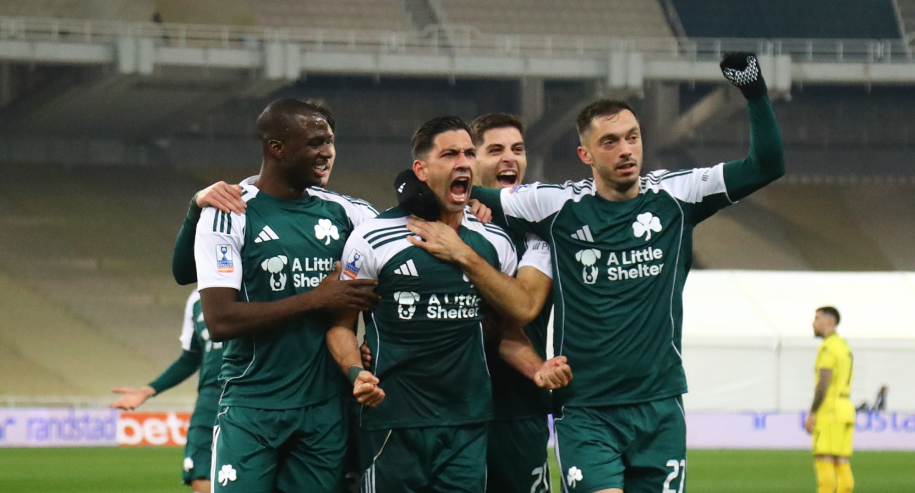 Οι παίκτες του Παναθηναϊκού πανηγυρίζουν το γκολ του Μπακασέτα με τον Άρη / Πηγή: Eurokinissi