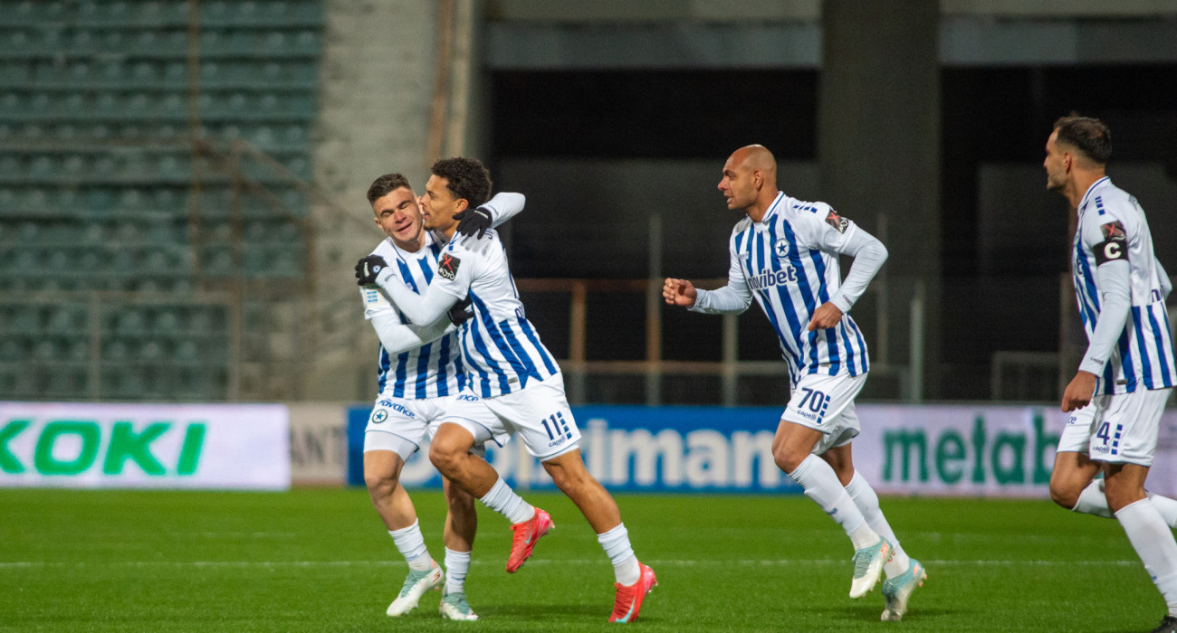 Οι παίκτες του Ατρομήτου πανηγυρίζουν / Πηγή: Eurokinissi