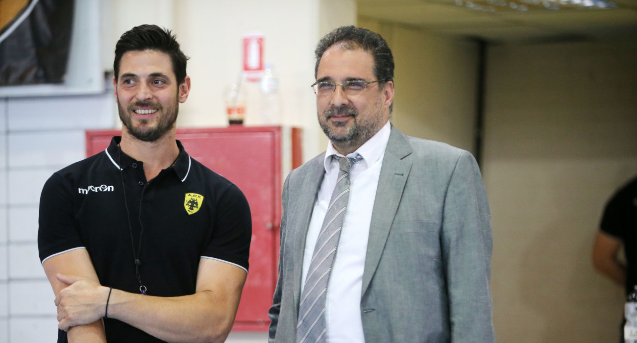 Ο Αλέξης Αλεξίου και ο Αλέξης Αλβανός / Πηγή: Intime