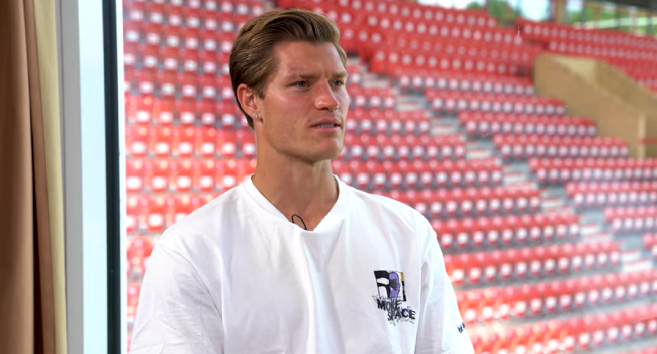 Ο Κέβιν Μπέρενς / Screenshot