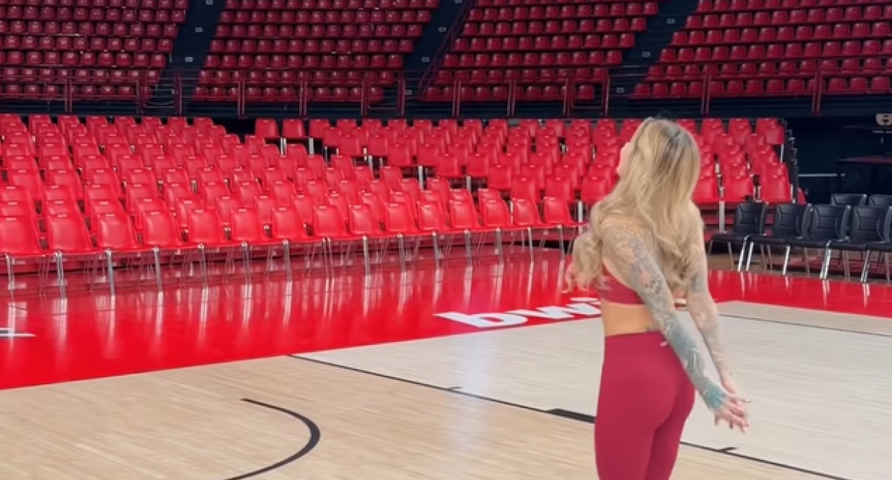 Η Μπέριλ έκανε σουτάκια στο ΣΕΦ και... δέχθηκε την «κριτική» του Μπαρτζώκα (video)